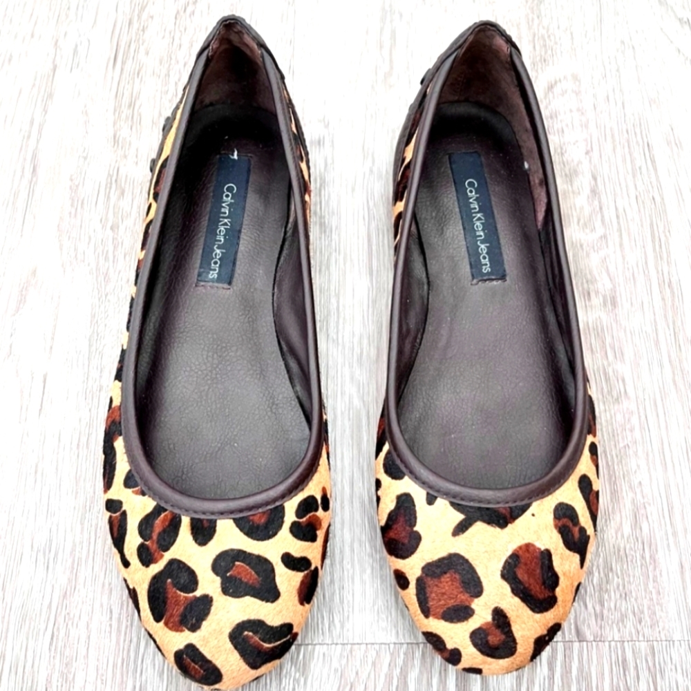 CALVIN KLEIN Dyed Calf Fur Flats Size 7